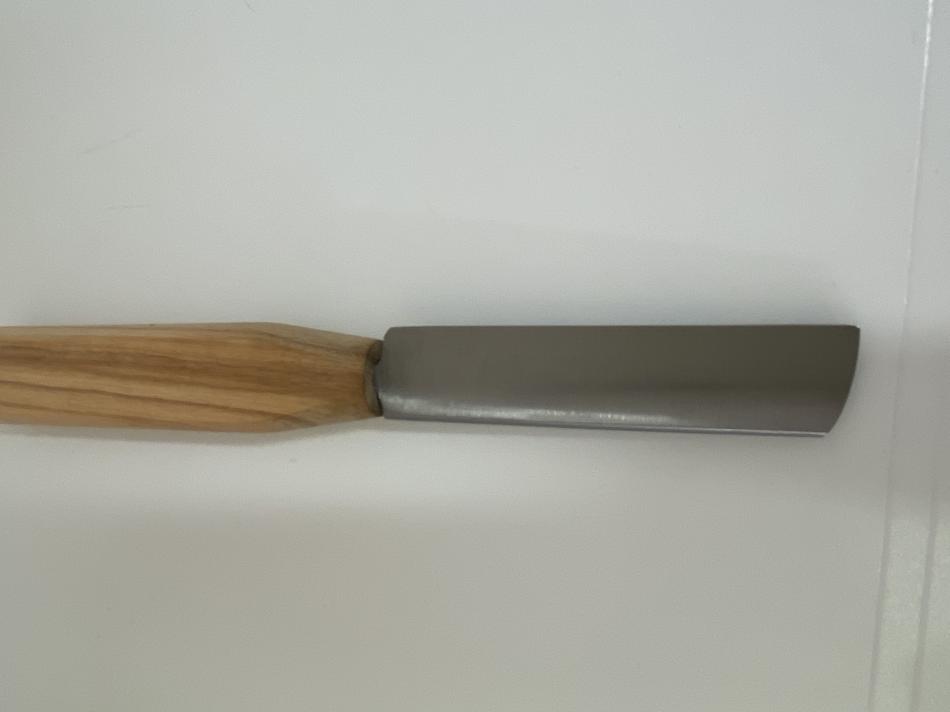 Couteau modèle Vitry manche en olivier- La pièce OUTILS : CÔTÉ RÉPARATION