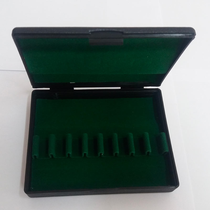 Plastic Case for 8 bassoon reeds – Unit CASES FOR REEDS : BASSOON - CONTRABASSOON