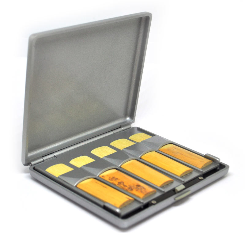 Plastic case for 12 reeds for Bb Clarinet – Unit CASES FOR REEDS : CLARINETS