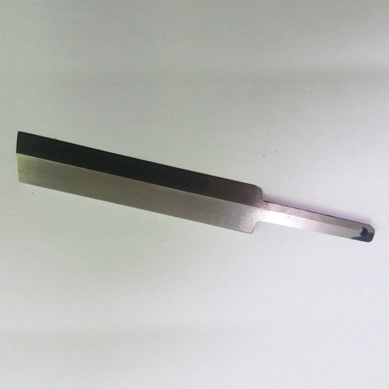 Flat blade made of special steel – Unit TOOLS : REPAIR SECTION